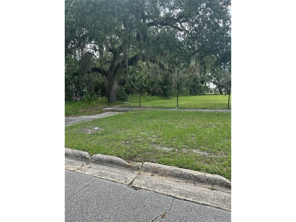 1218 W 6th Street Sanford FL 32771 O6337429 image1