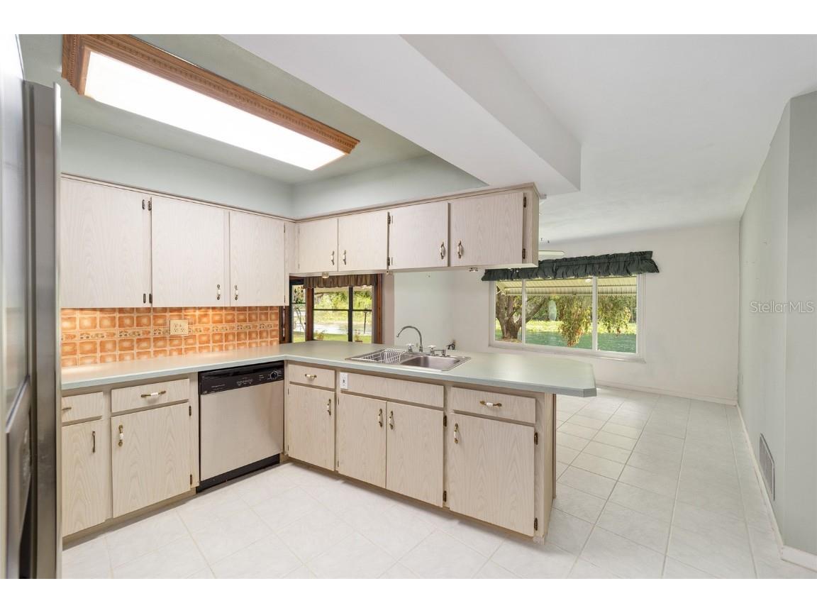 12180 Maple Street Dunnellon FL 34432 - RAINBOW RIVER OM698019 image24