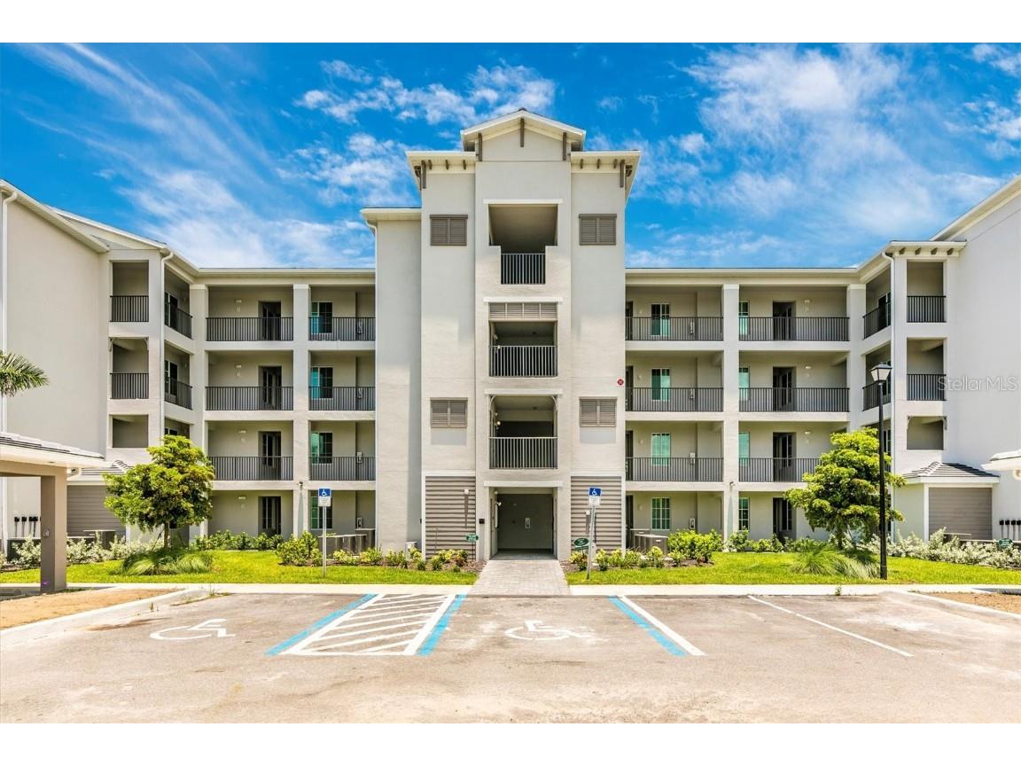 12180 Wellen Golf Street #402 Venice FL 34293 N6133742 image1