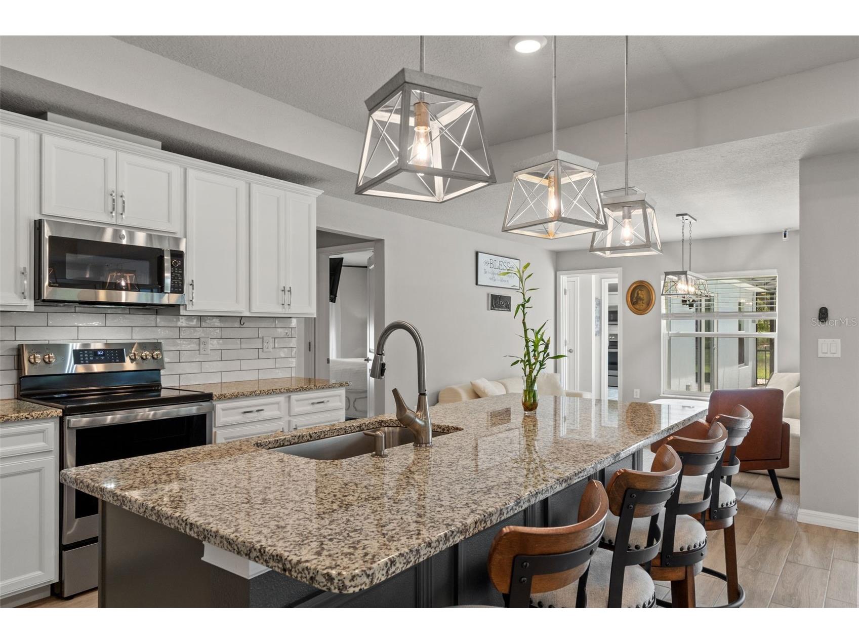 12182 Pioneer Avenue Weeki Wachee FL 34614 W7886559 image9