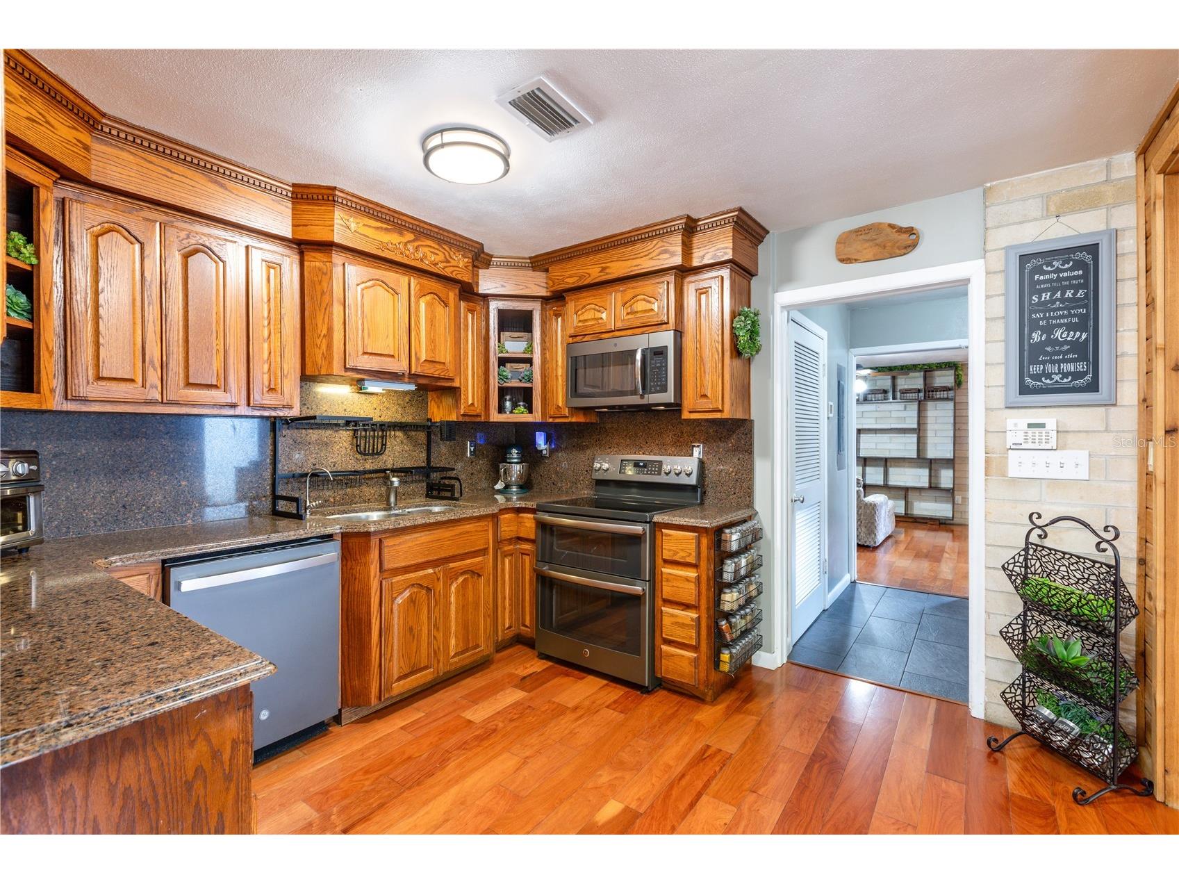 12182 SW State Road 45 Archer FL 32618 GC538299 image12