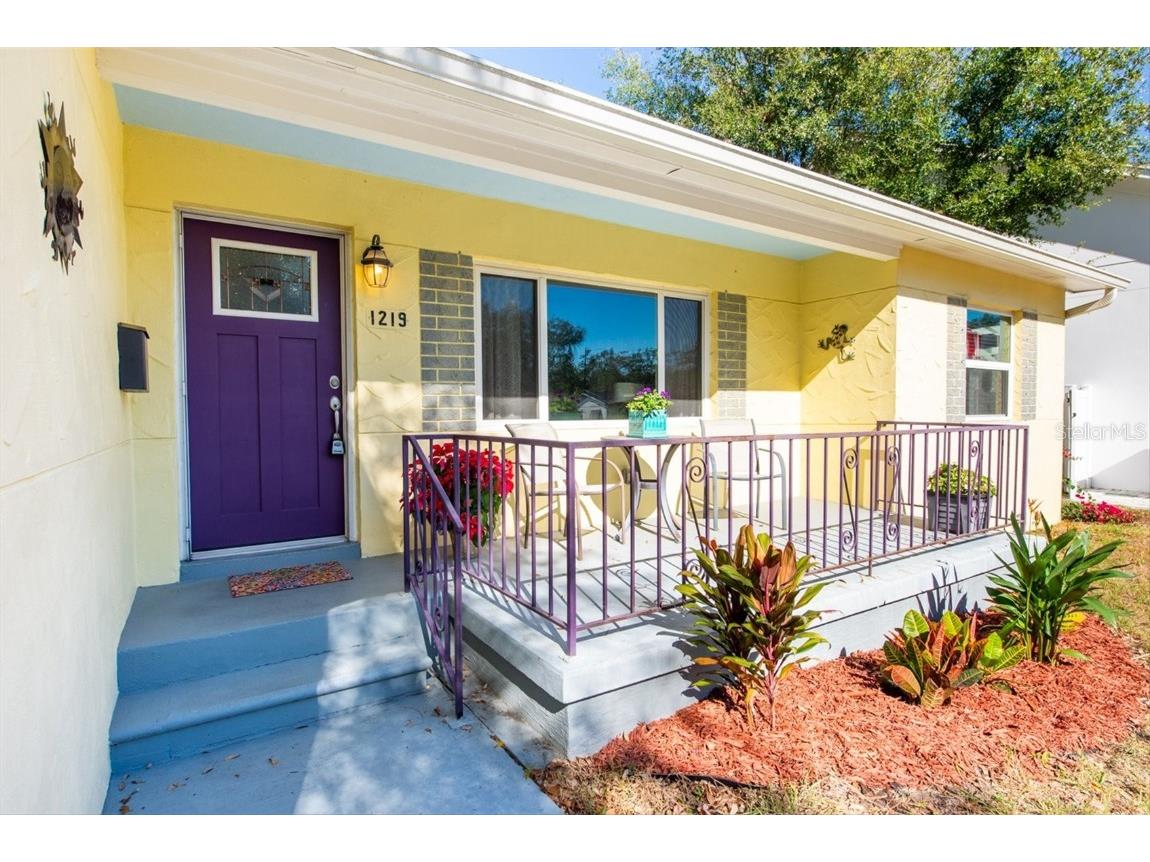 1219 46th Avenue N Saint Petersburg FL 33703 TB8327099 image1