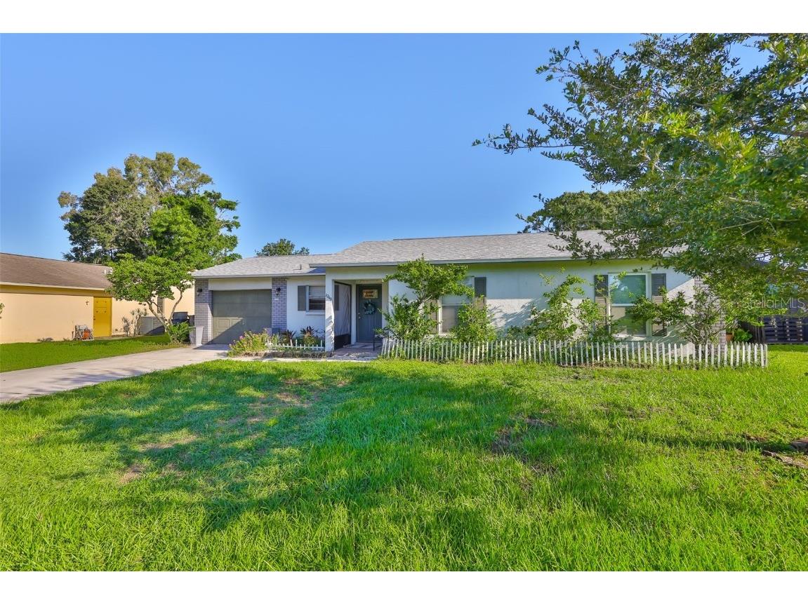 1219 70th Drive E Sarasota FL 34243 TB8430119 image1