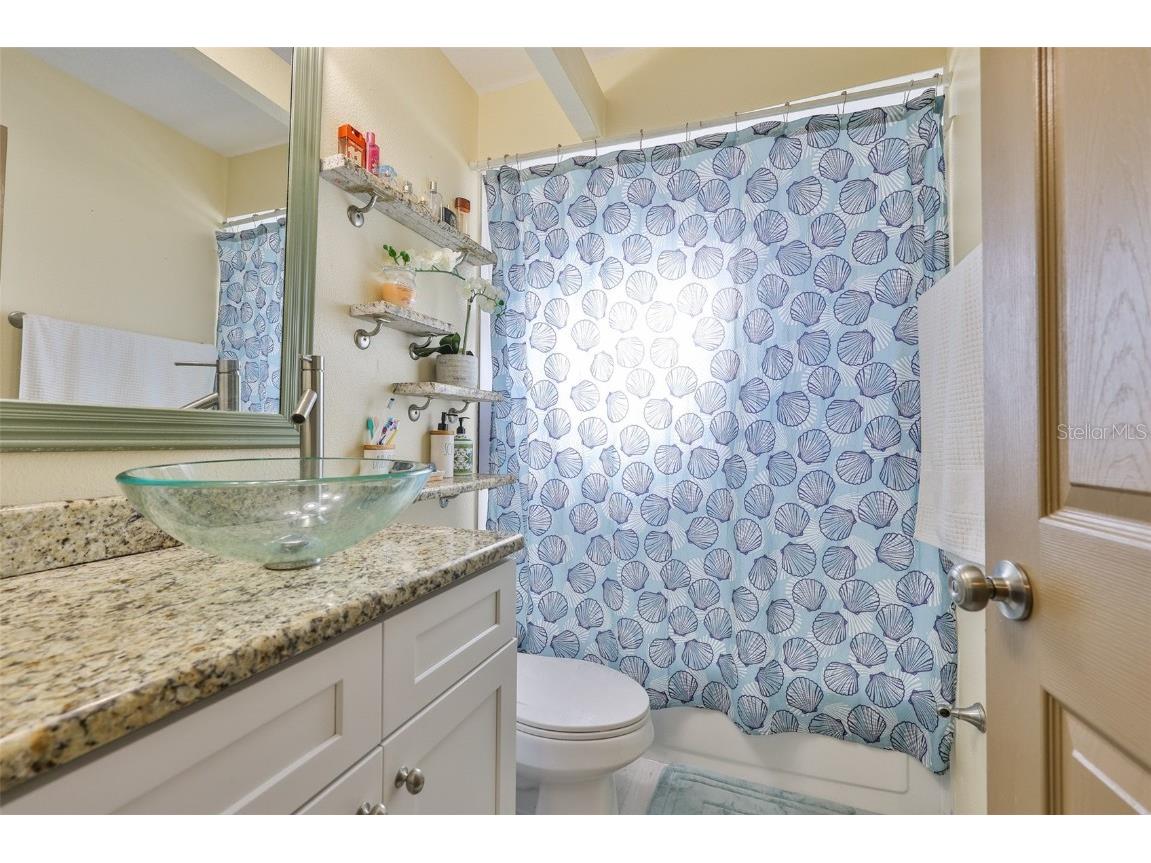 1219 70th Drive E Sarasota FL 34243 TB8430119 image22