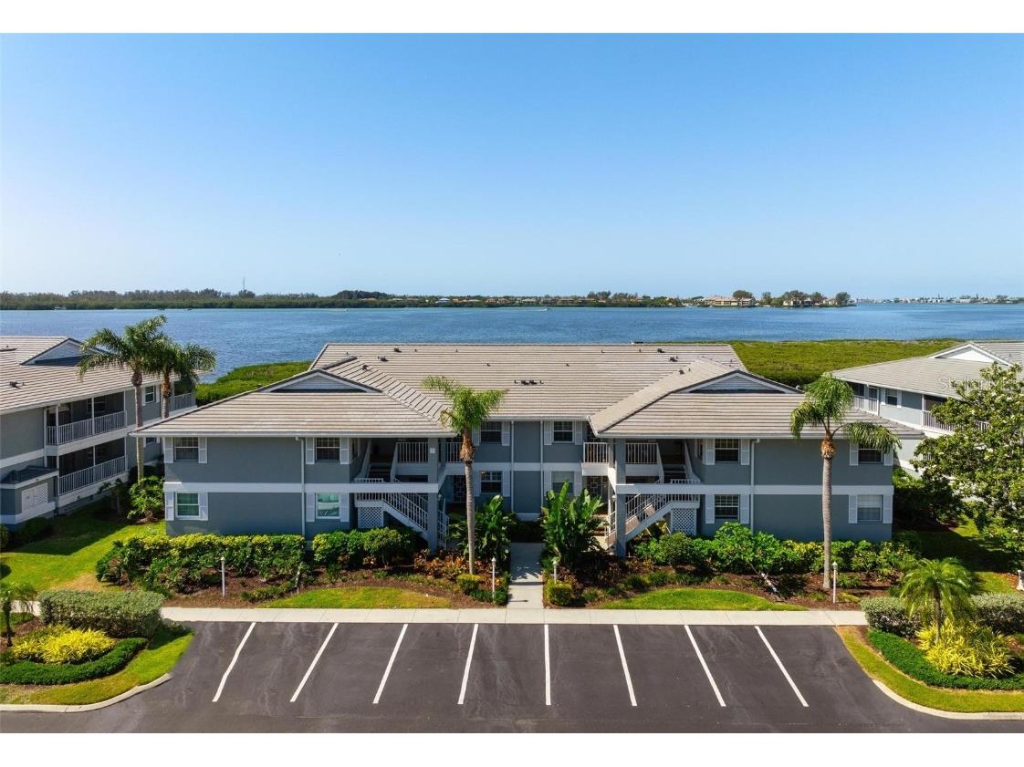 1219 Edgewater Circle Bradenton FL 34209 - PALMA SOLA BAY A4609388 image1