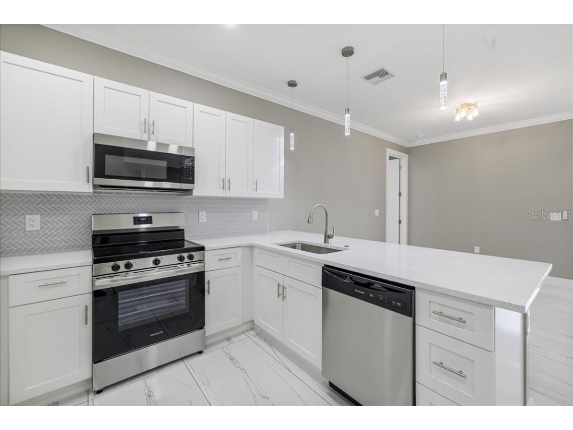 1219 Hibiscus Avenue Lehigh Acres FL 33972 C7516924 image11