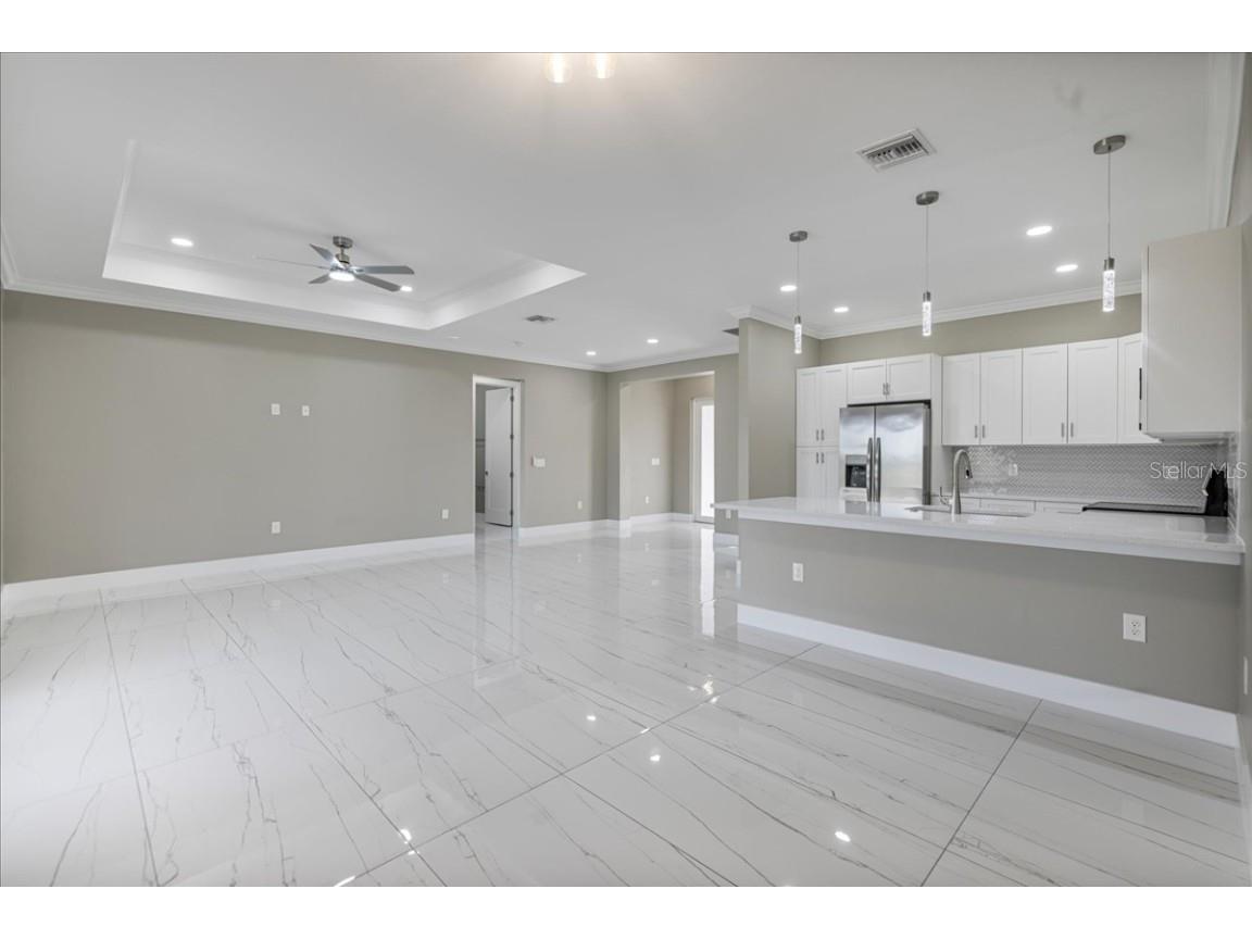 1219 Hibiscus Avenue Lehigh Acres FL 33972 C7516924 image4