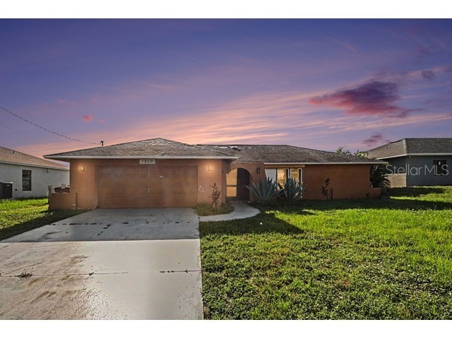 1219 NE 14th Place Cape Coral FL 33909 TB8522967 image1