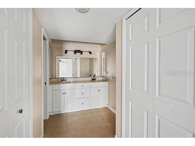 1219 NE 14th Place Cape Coral FL 33909 TB8522967 image16