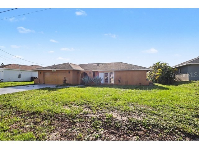 1219 NE 14th Place Cape Coral FL 33909 TB8522967 image4