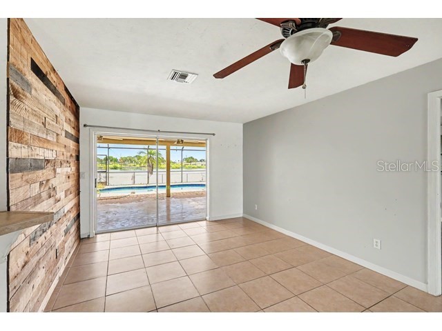 1219 NE 14th Place Cape Coral FL 33909 TB8522967 image9