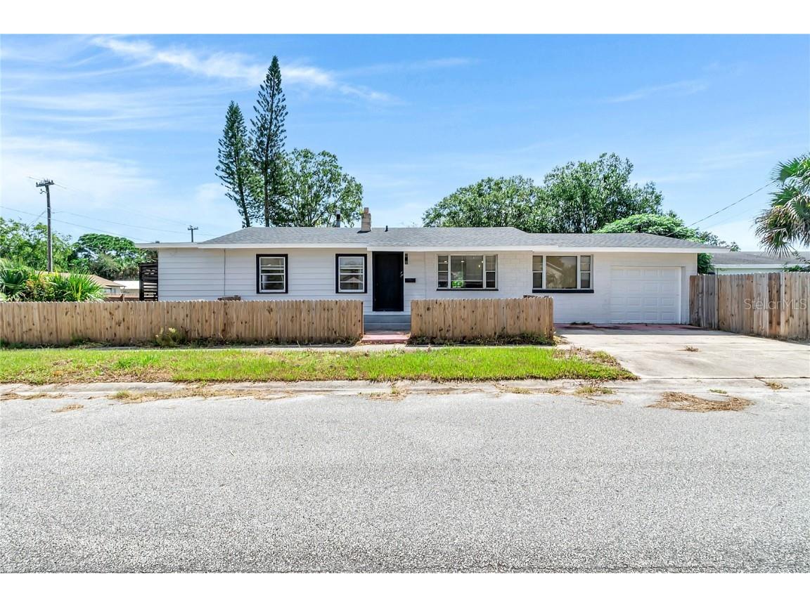 1219 Pine Street Titusville FL 32796 G5100438 image1