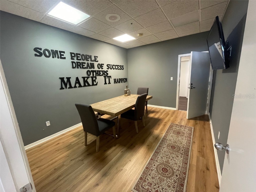 1219 S East Avenue #3-304 Sarasota FL 34239 A4665649 image9