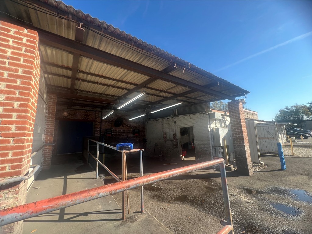 1219 S Main Street Gainesville FL 32601 GC529750 image16