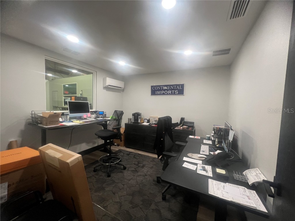 1219 S Main Street Gainesville FL 32601 GC529750 image9