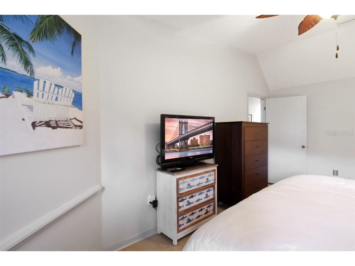 1219 Siesta Bayside Drive #1219-C Sarasota FL 34242 A4596165 image19