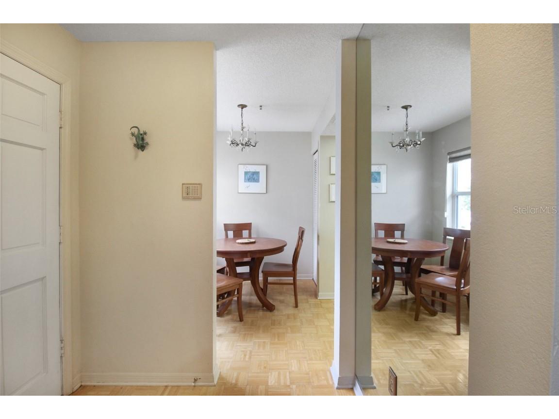 1219 Siesta Bayside Drive #1219-C Sarasota FL 34242 A4596165 image5