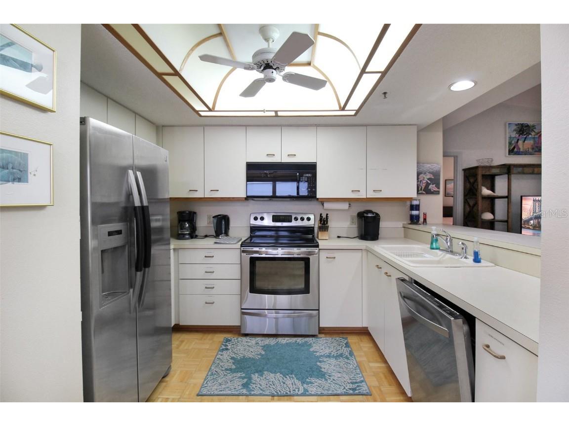 1219 Siesta Bayside Drive #1219-C Sarasota FL 34242 A4596165 image7