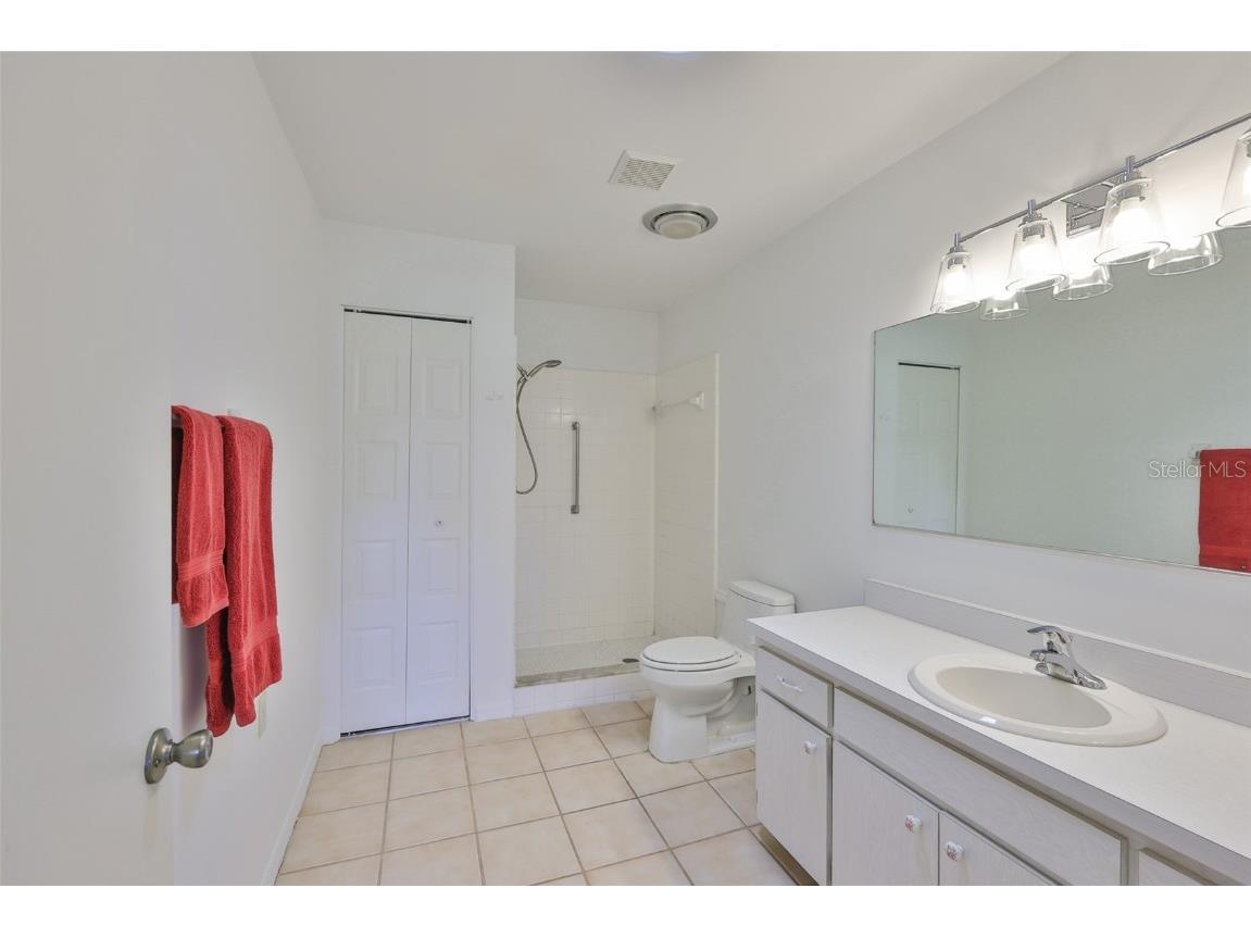 1219 Wild Feather Lane Sun City Center FL 33573 TB8421503 image32