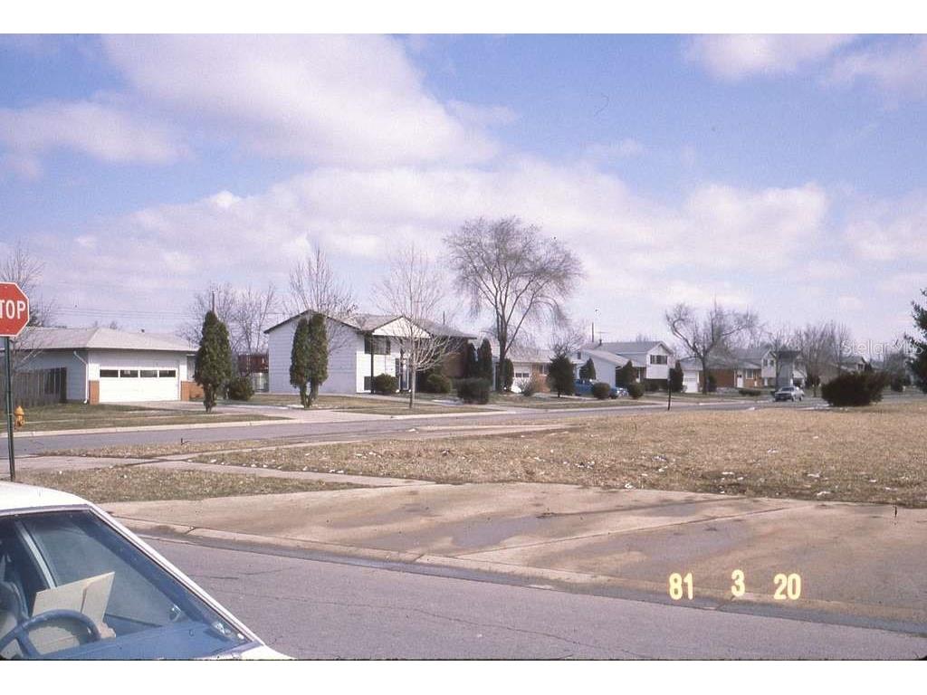 12195 & 12185 Diversey Avenue Port Charlotte FL 33981 C7491114 image1