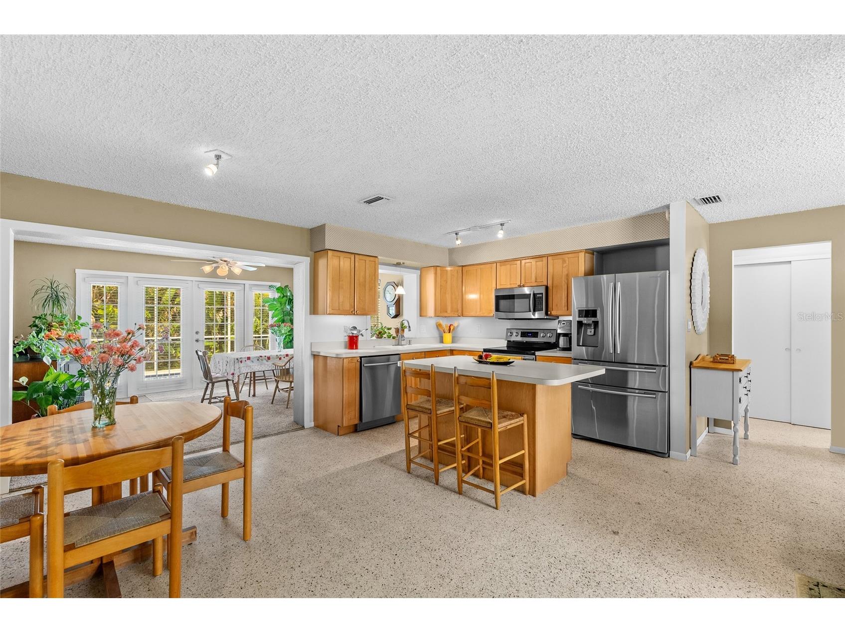 12196 144th Lane Largo FL 33774 TB8492431 image9
