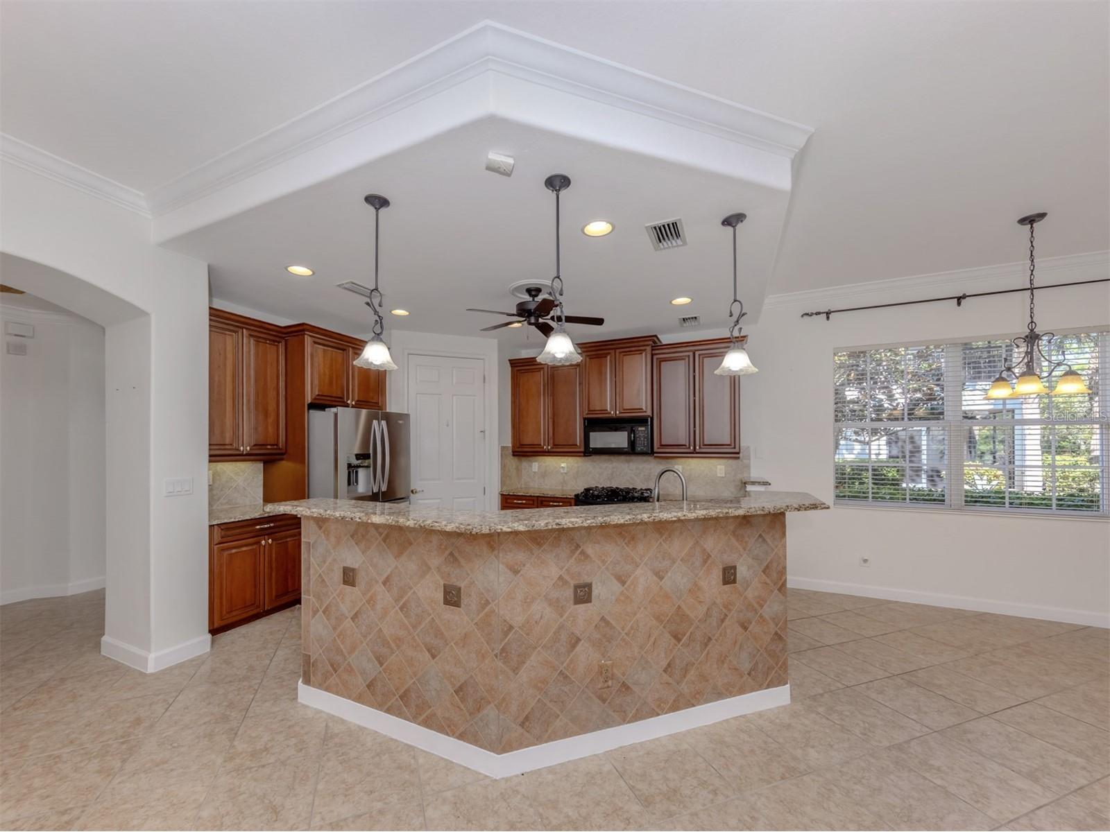 122 Bella Vista Terrace #8A North Venice FL 34275 N6141396 image8