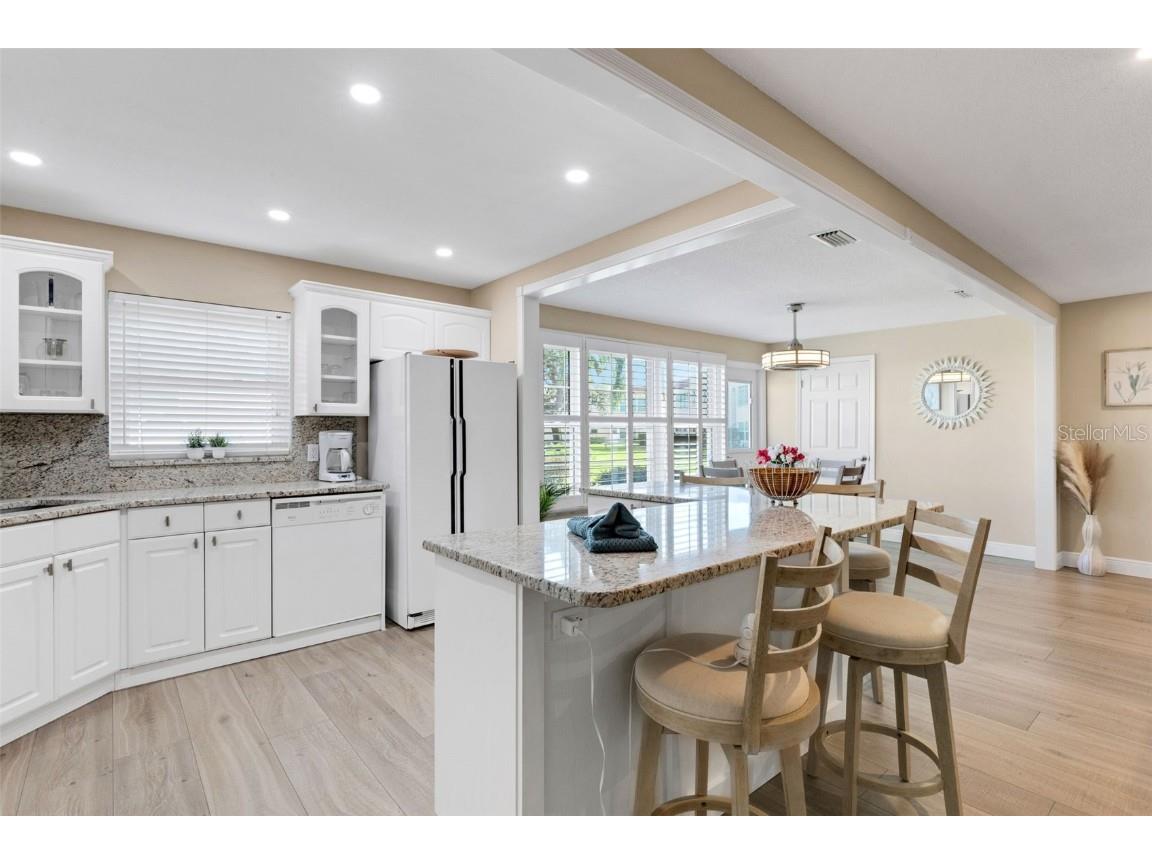 122 Buttonwood Circle #122 Seminole FL 33777 TB8451484 image16