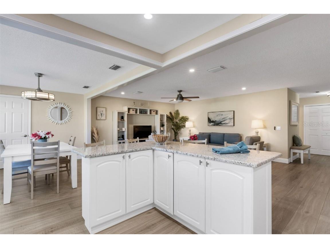 122 Buttonwood Circle #122 Seminole FL 33777 TB8451484 image18