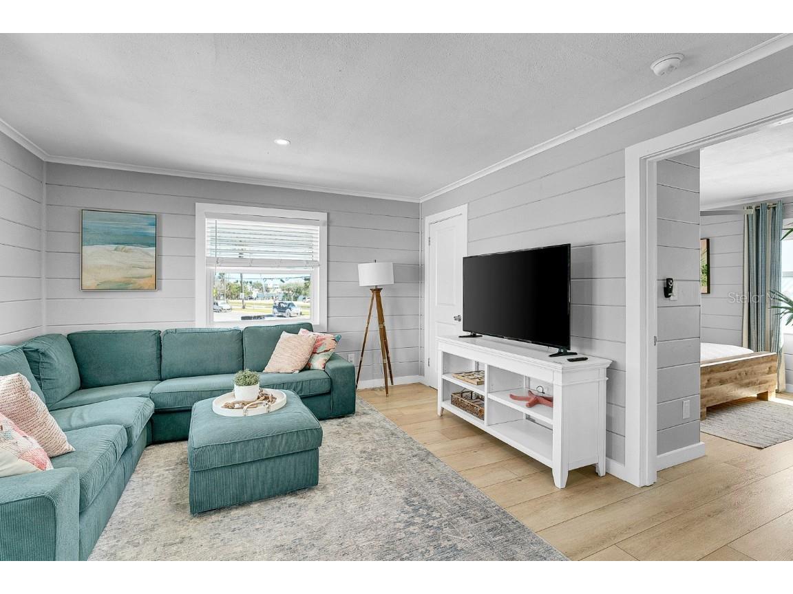 122 Coral Avenue Redington Shores FL 33708 TB8398480 image13