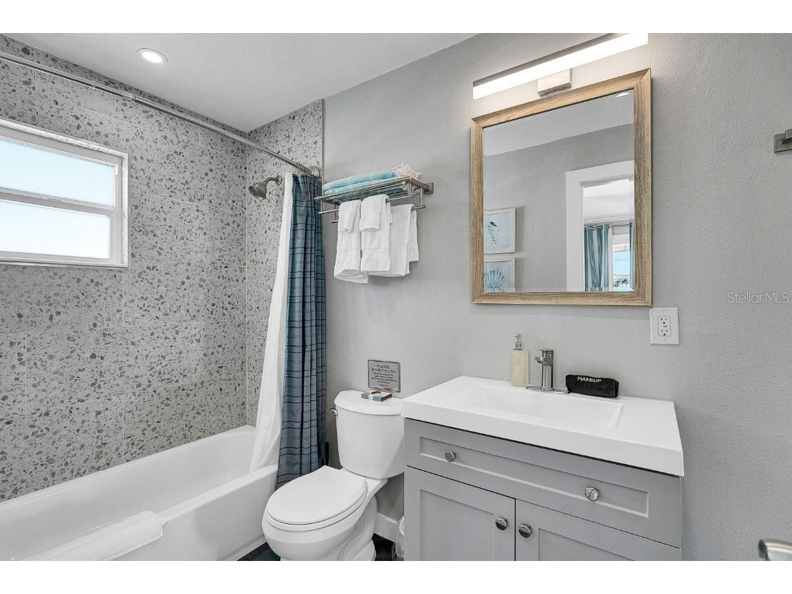 122 Coral Avenue Redington Shores FL 33708 TB8398480 image14