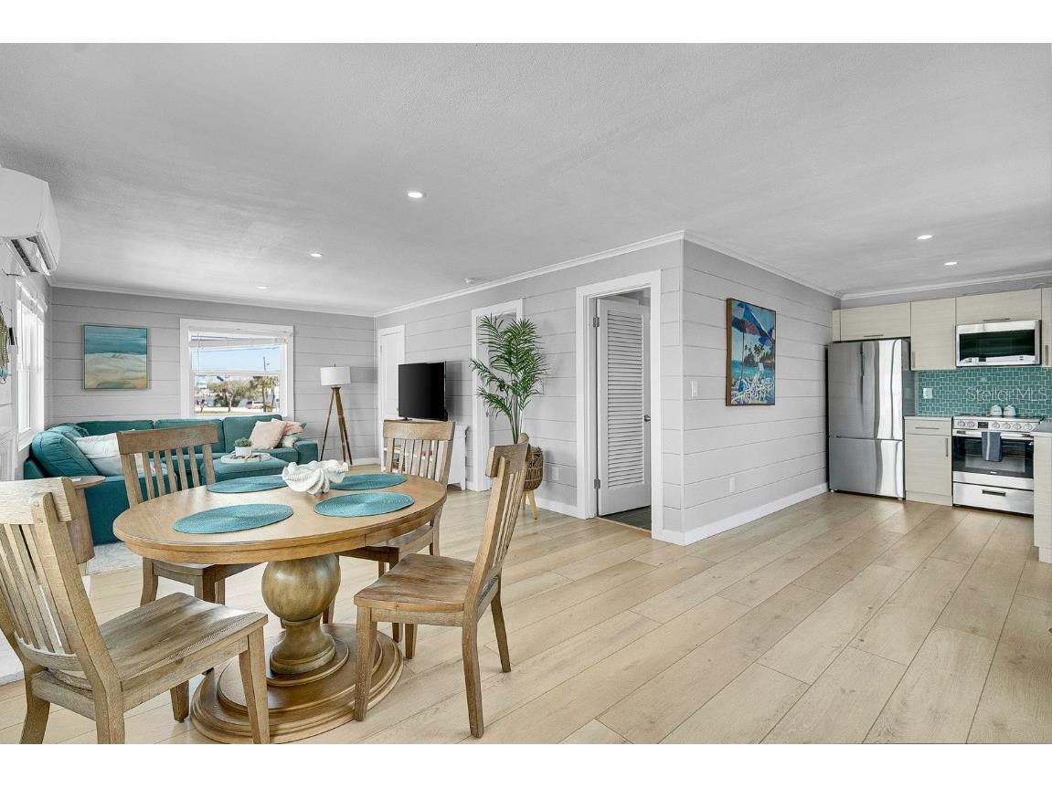 122 Coral Avenue Redington Shores FL 33708 TB8398480 image2