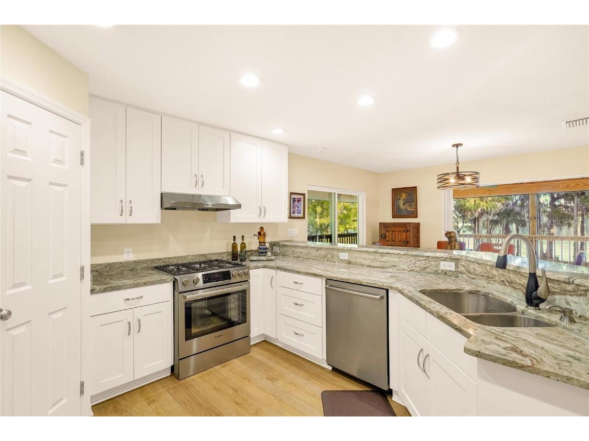 122 Drayton Island Road Georgetown FL 32139 - ST. JOHNS RIVER / LAKE GEORGE FC314532 image28