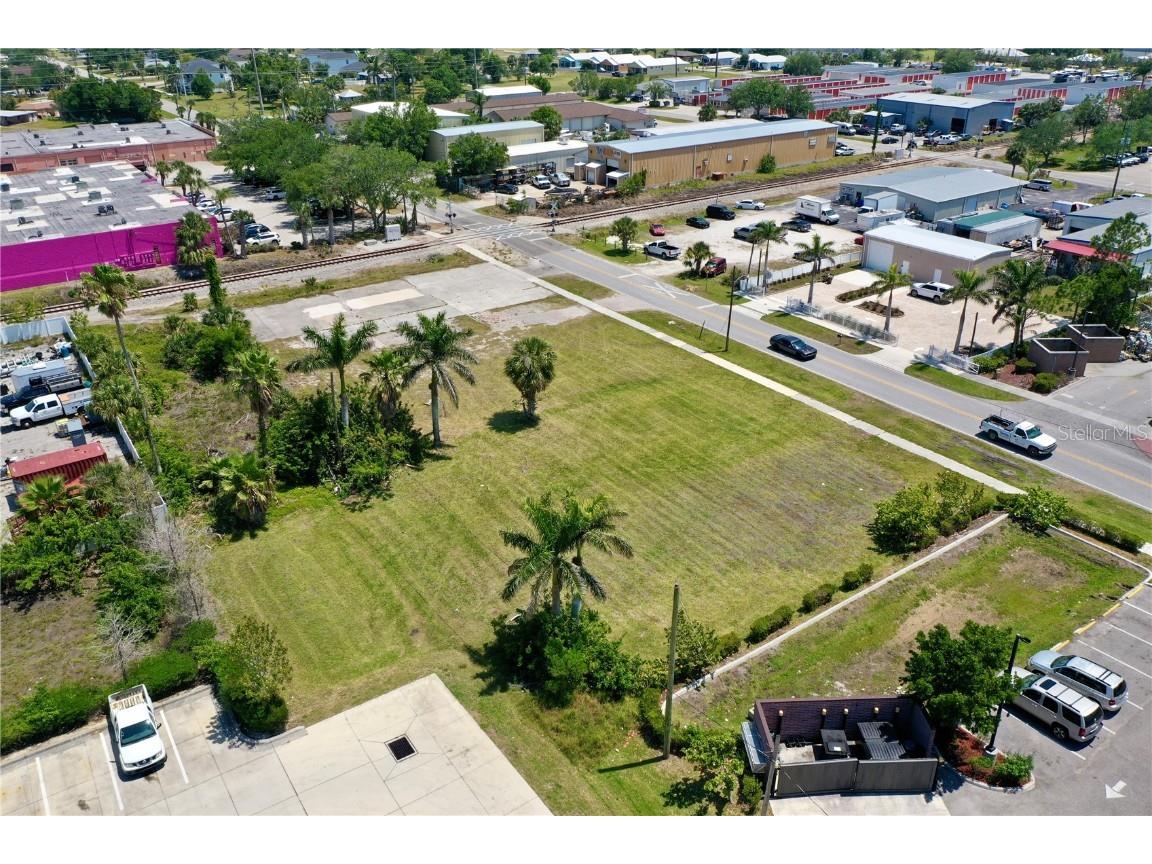 122 E Mckenzie Street Punta Gorda FL 33950 C7508458 image13
