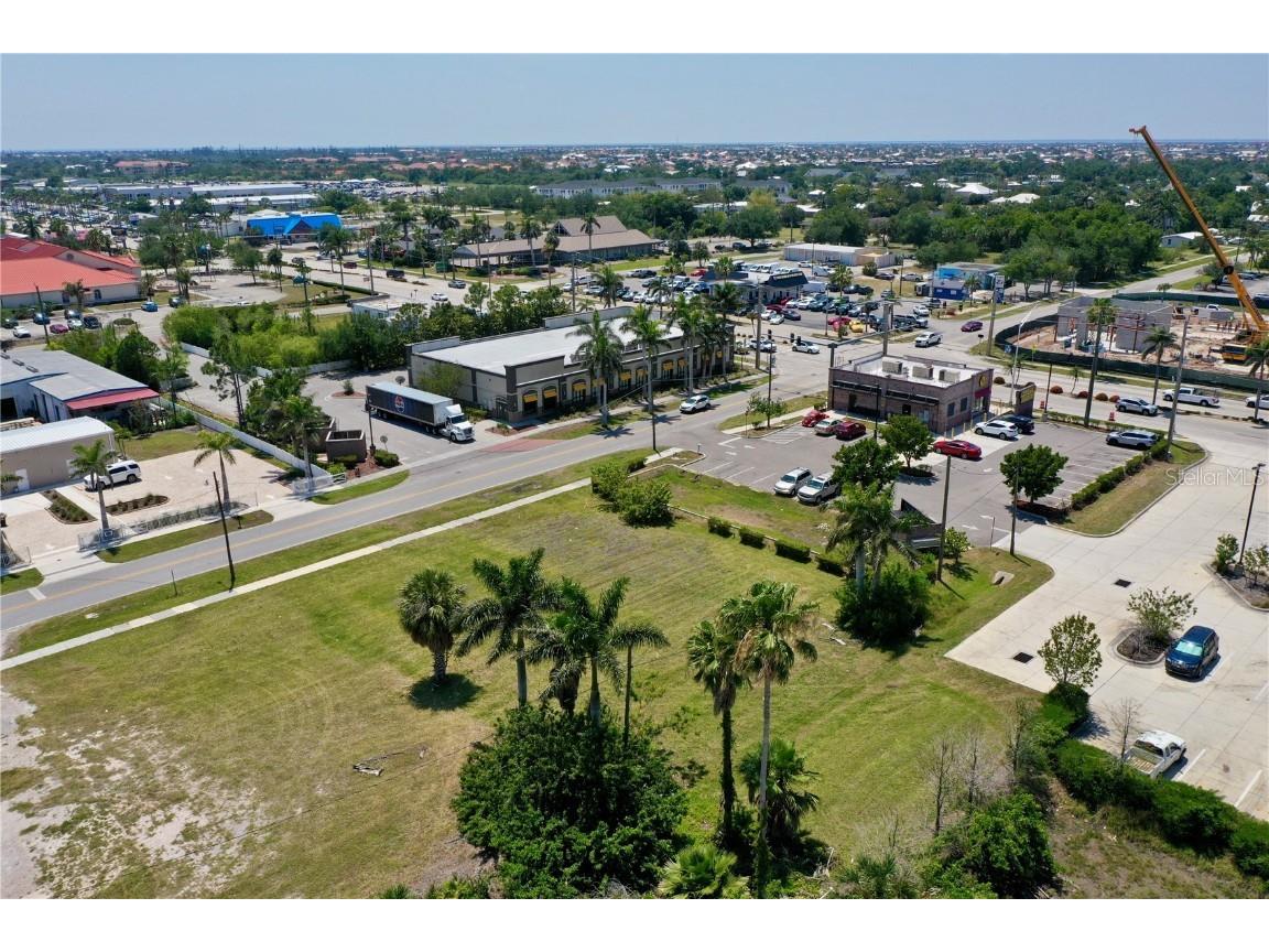 122 E Mckenzie Street Punta Gorda FL 33950 C7508458 image14