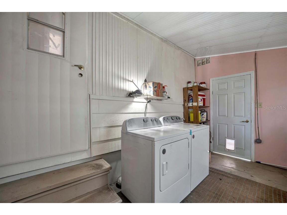 122 E Saint Annes Circle Apollo Beach FL 33572 TB8437171 image11