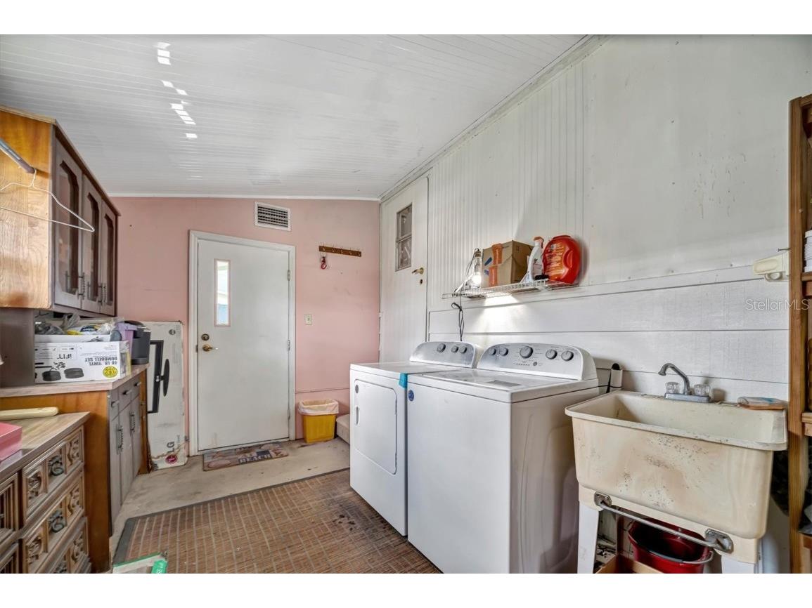 122 E Saint Annes Circle Apollo Beach FL 33572 TB8437171 image12