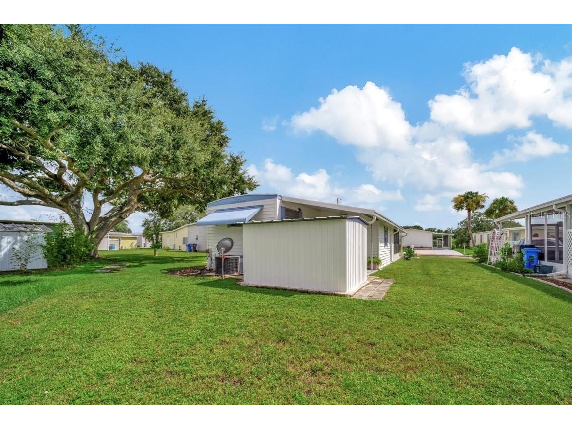 122 E Saint Annes Circle Apollo Beach FL 33572 TB8437171 image16