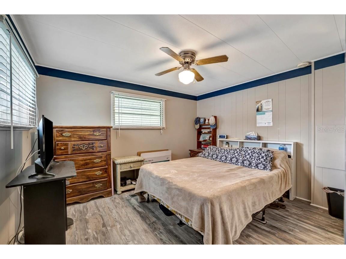 122 E Saint Annes Circle Apollo Beach FL 33572 TB8437171 image6