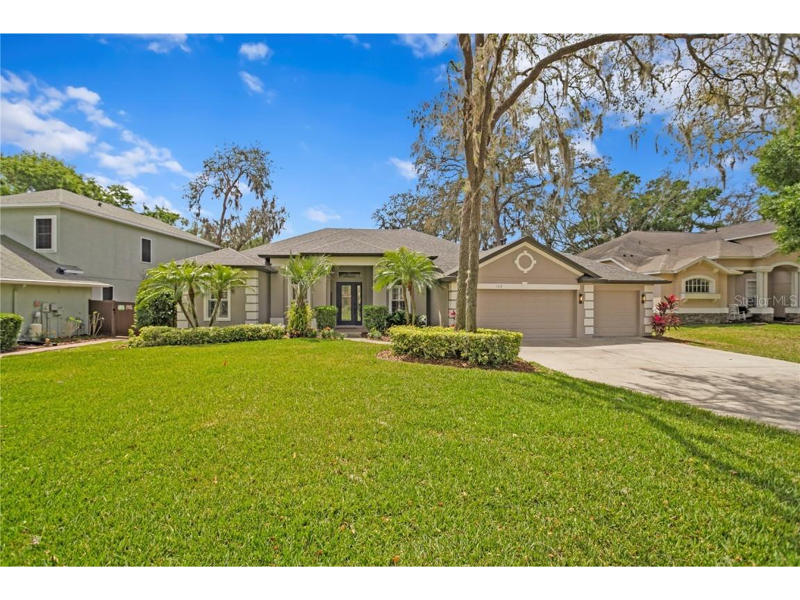 122 Falling Water Drive Brandon FL 33511 TB8370038 image1