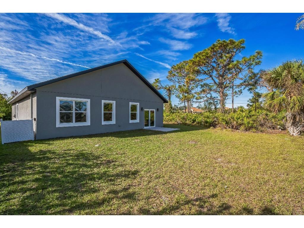 122 Jennifer Drive Rotonda West FL 33947 TB8360697 image2