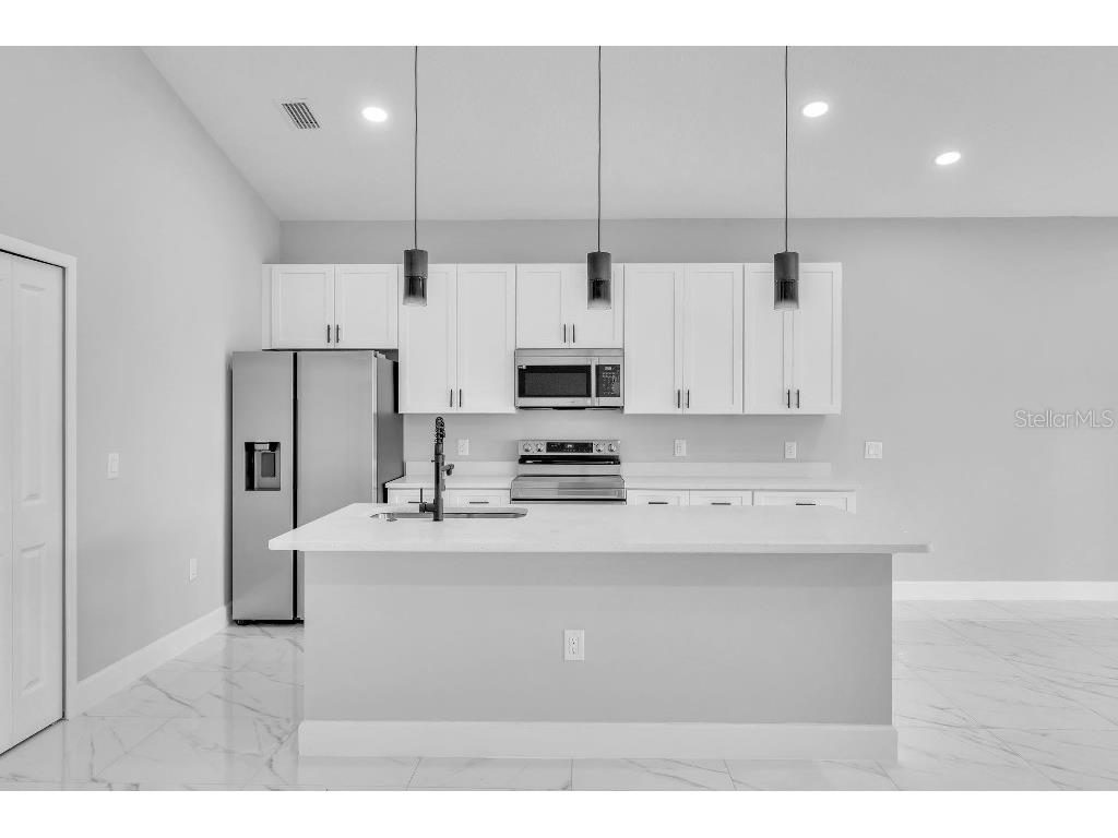 122 Jennifer Drive Rotonda West FL 33947 TB8360697 image4