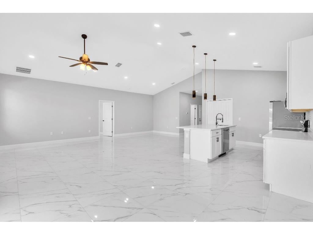 122 Jennifer Drive Rotonda West FL 33947 TB8360697 image6