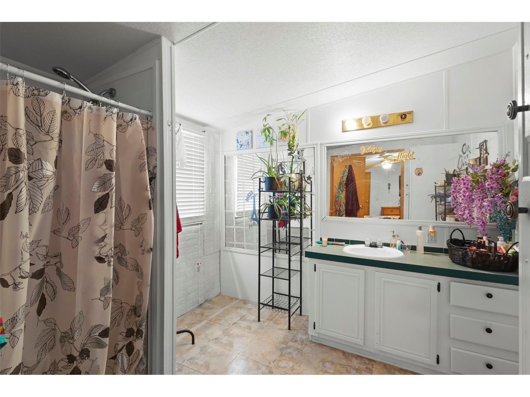 122 Leisure World Drive N Debary FL 32713 - ST. JOHNS RIVER V4947050 image16