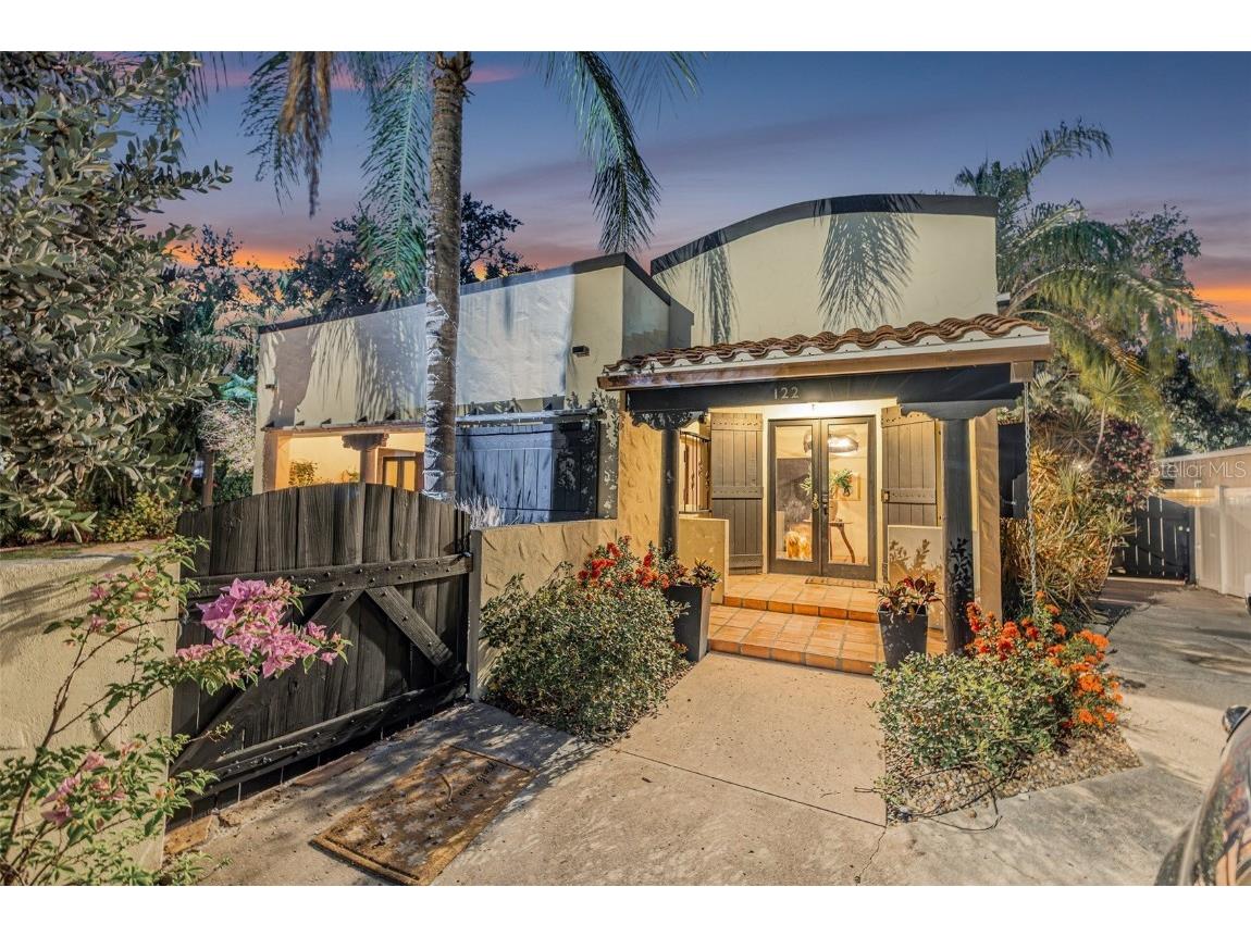122 Miramar Boulevard NE Saint Petersburg FL 33704 TB8391241 image1