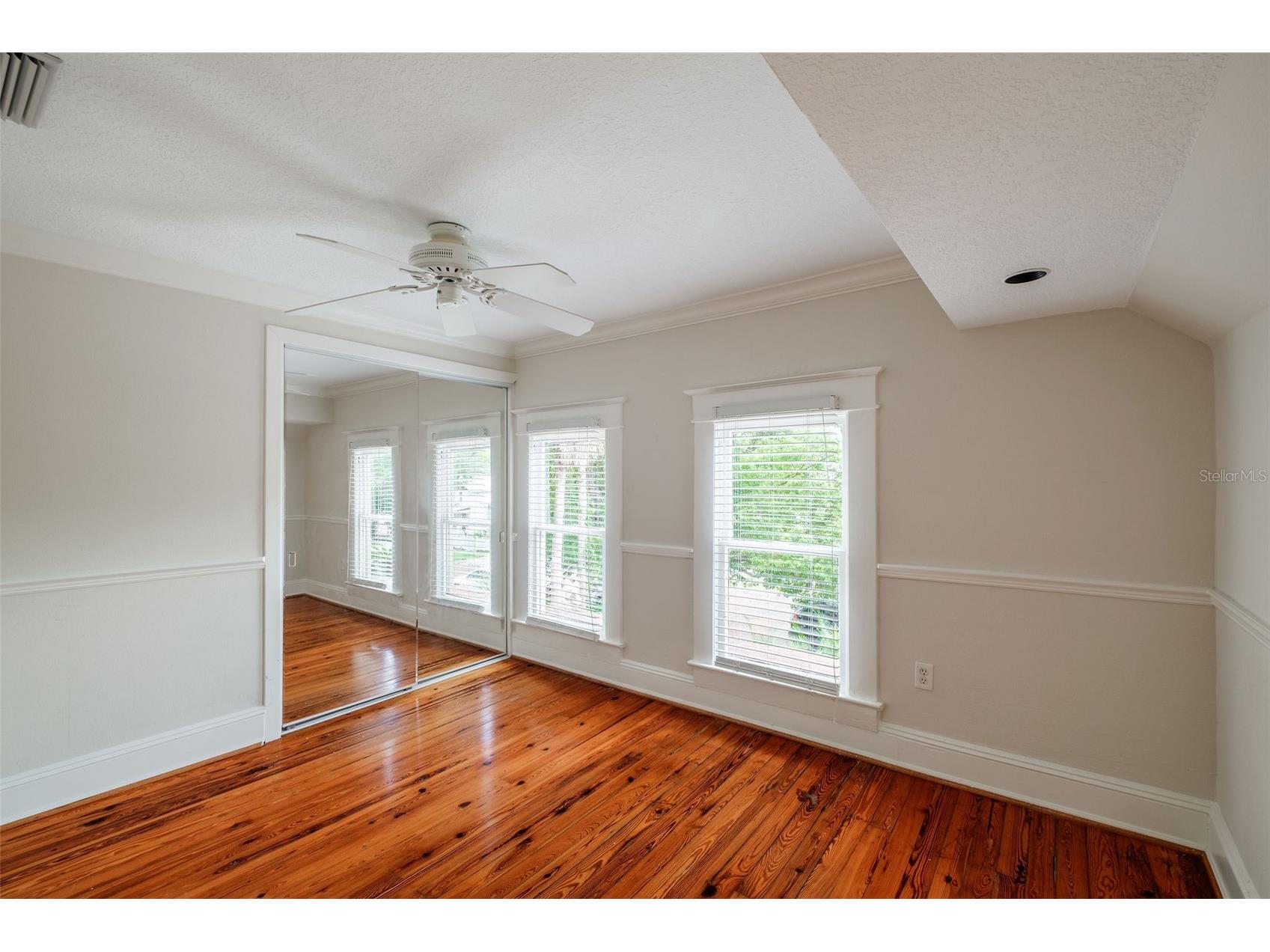 122 N Hyer Avenue Orlando FL 32801 O6398609 image27