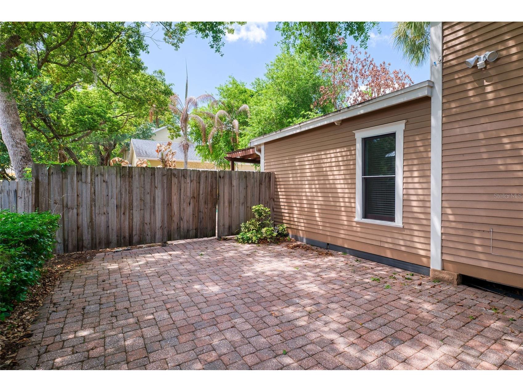 122 N Hyer Avenue Orlando FL 32801 O6398609 image33