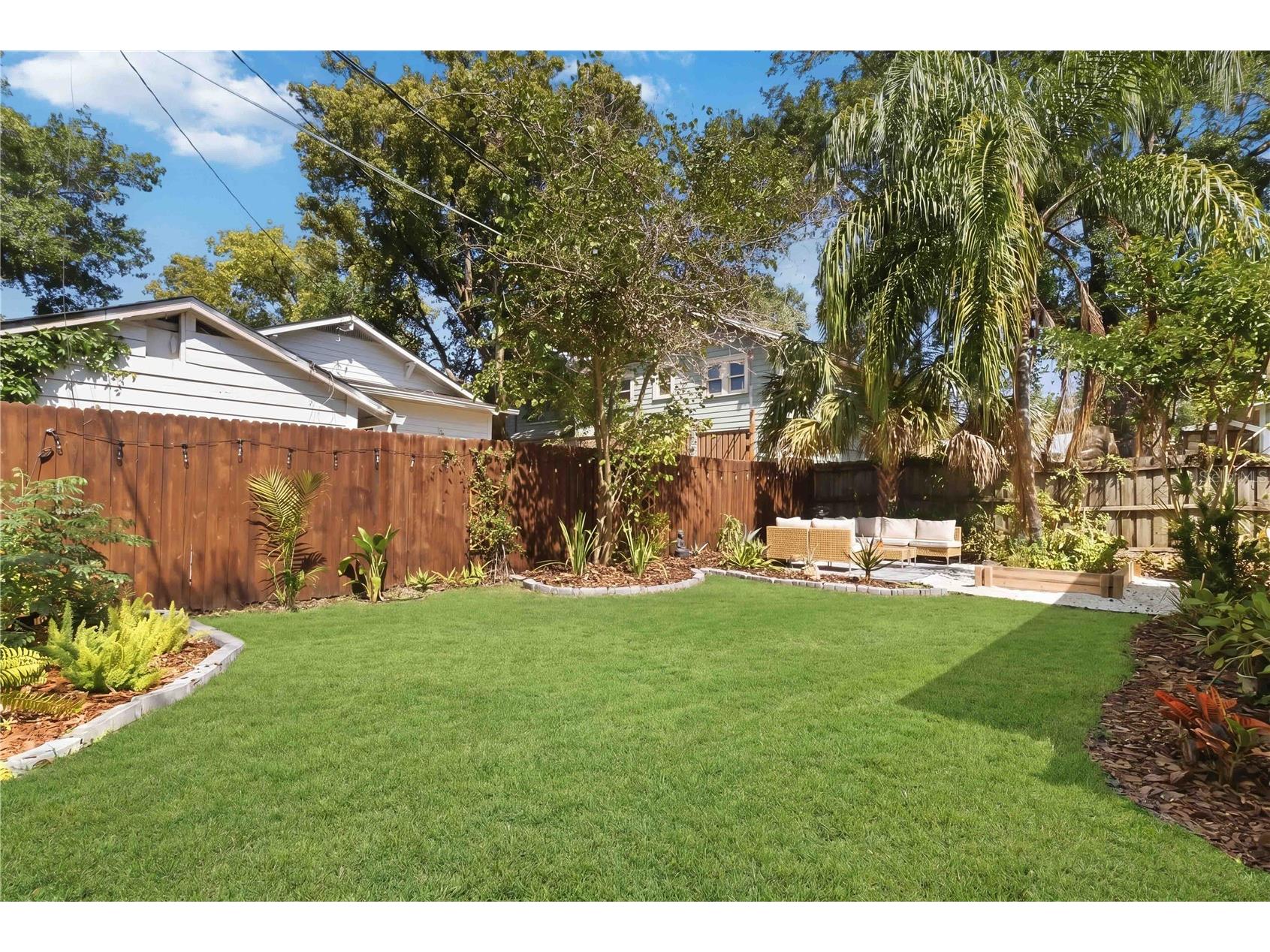 122 N Mills Avenue Orlando FL 32801 O6400182 image36