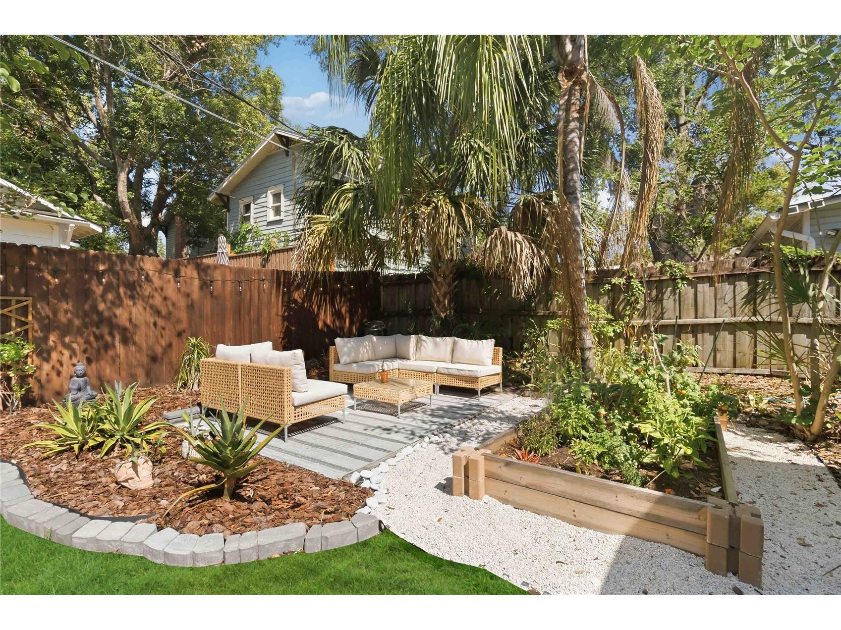 122 N Mills Avenue Orlando FL 32801 O6400182 image38