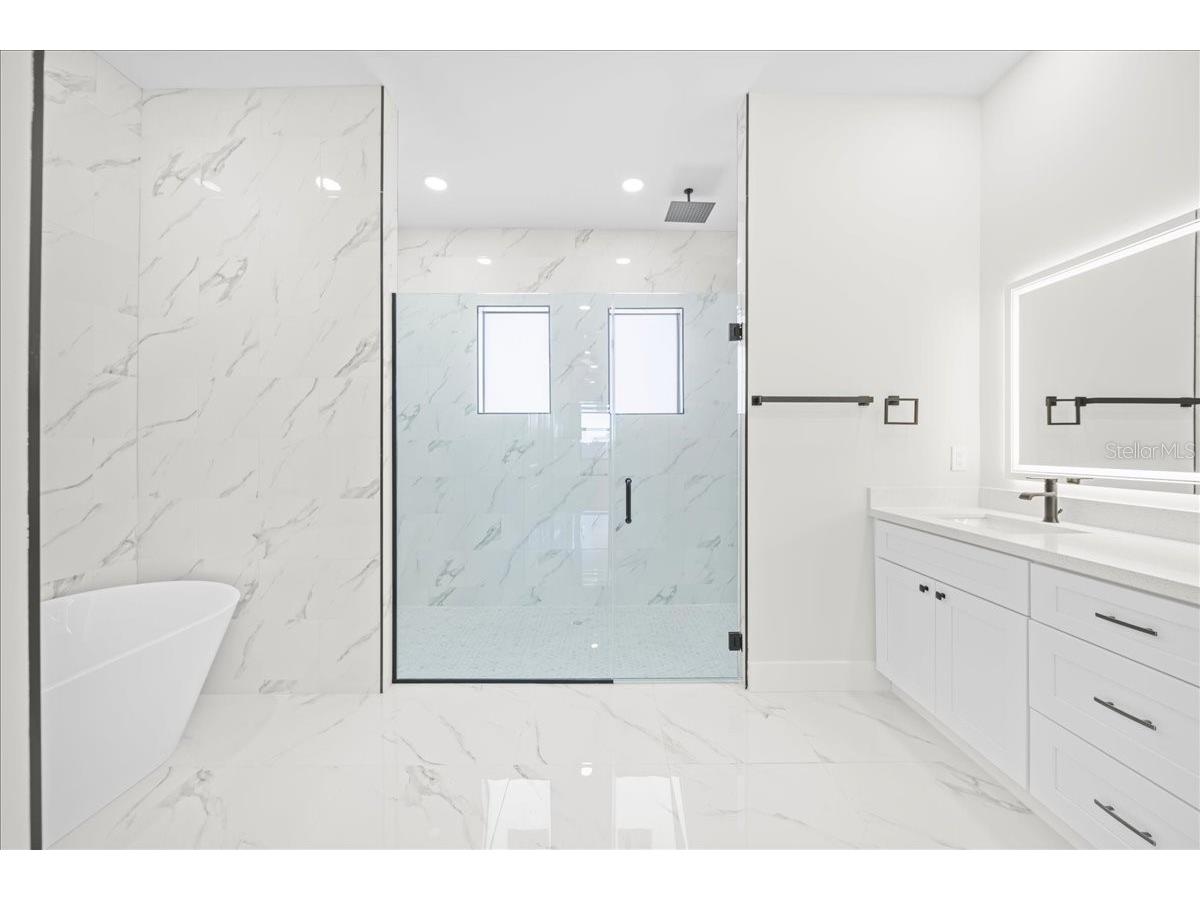 122 NE 11th Terrace Cape Coral FL 33909 A4691506 image17
