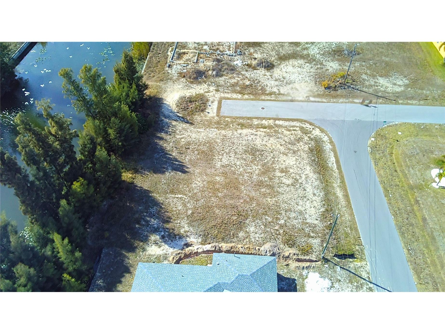 122 NE 9th Street Cape Coral FL 33909 - HERMOSA CANAL C7521298 image3